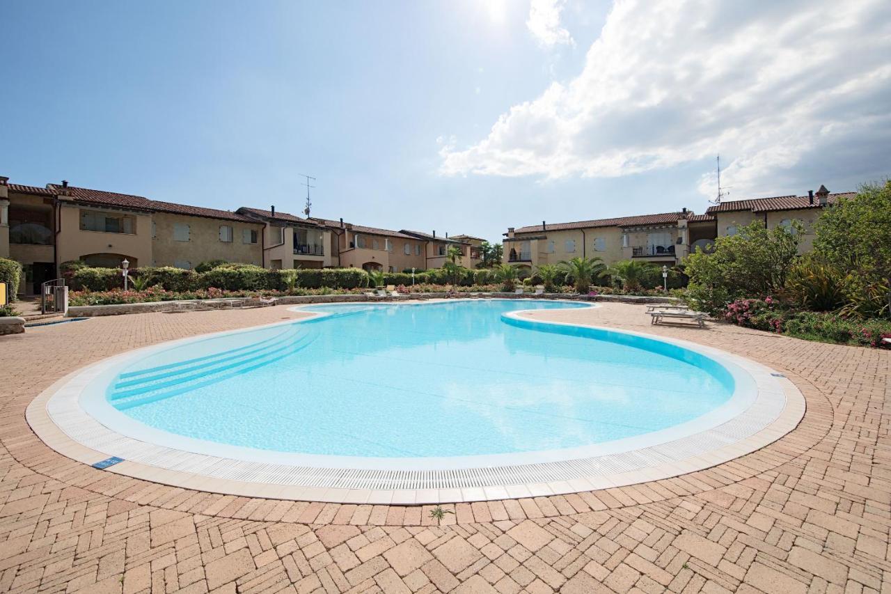 Appartamento Margherita Sirmione Exterior foto